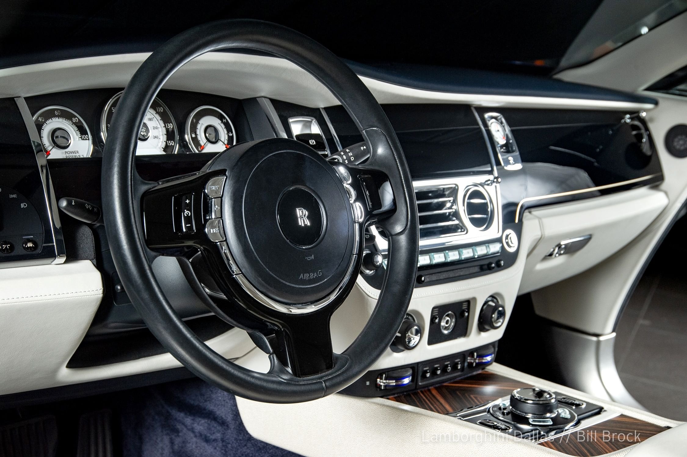 2014 Rolls-Royce Wraith Coupe, 3/20