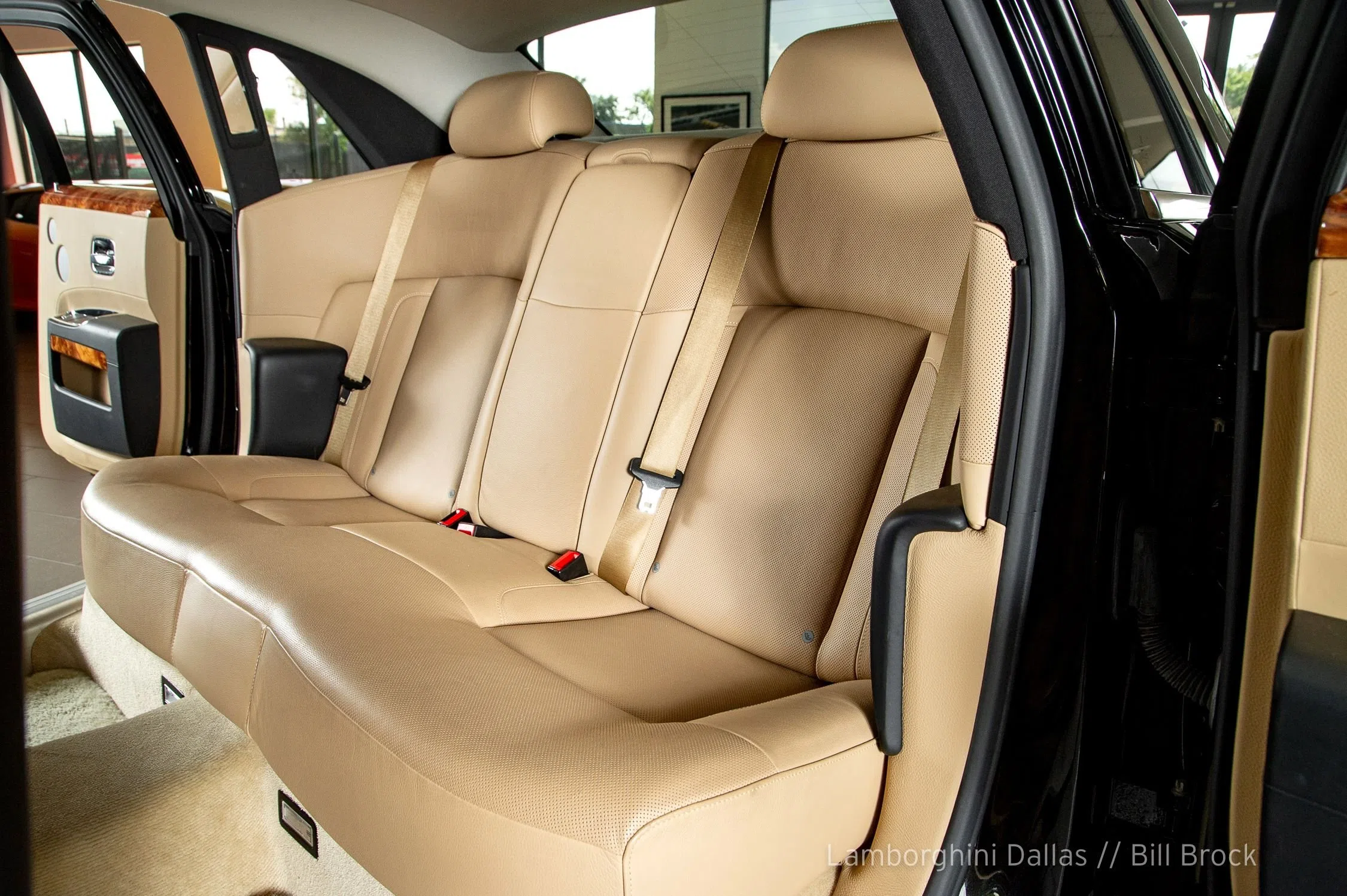2010 Rolls-Royce Ghost interior, seats, Moccasin