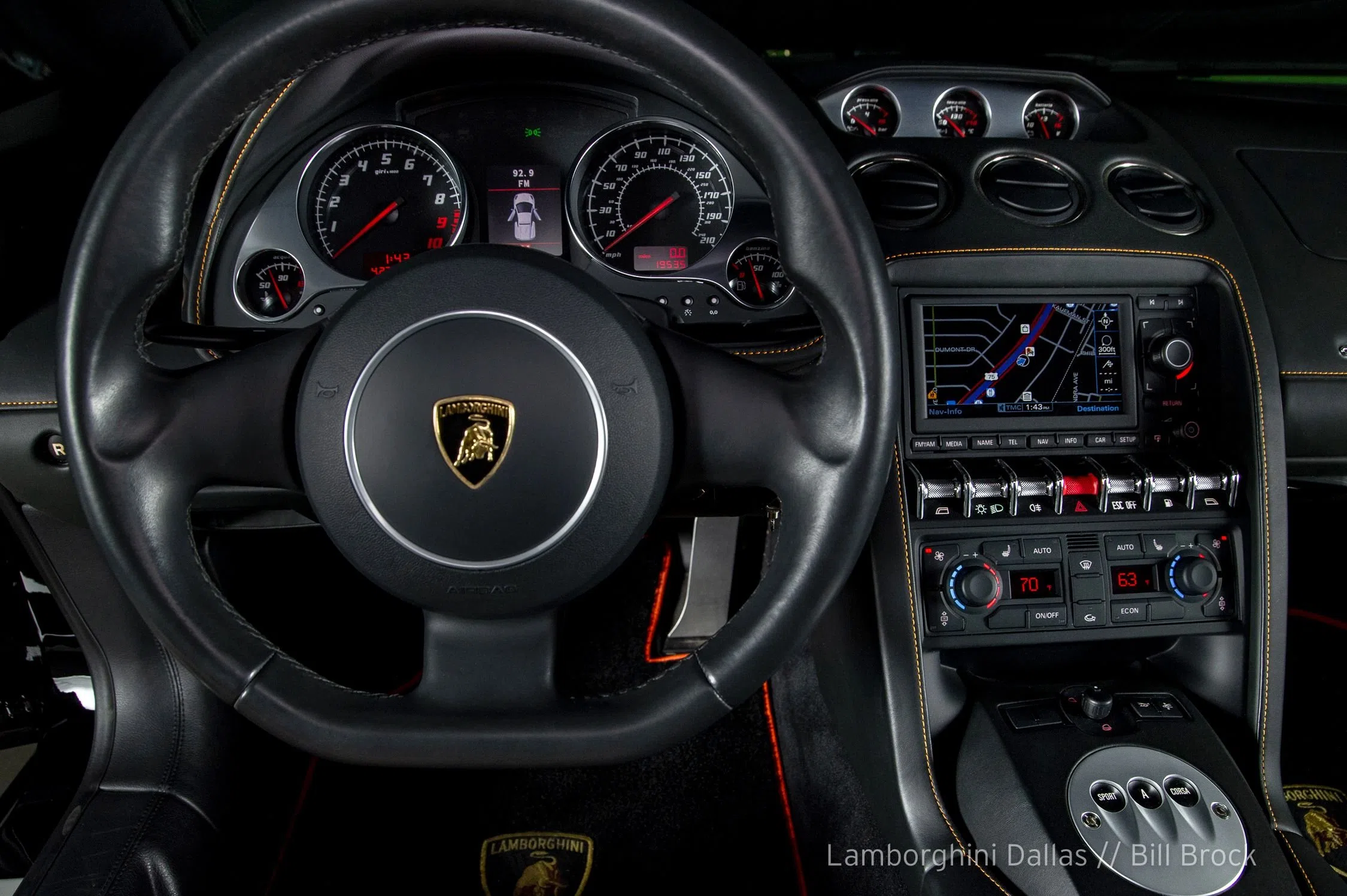 2012 Lamborghini Gallardo LP550-2 interior, dashboard, Nero Perseus