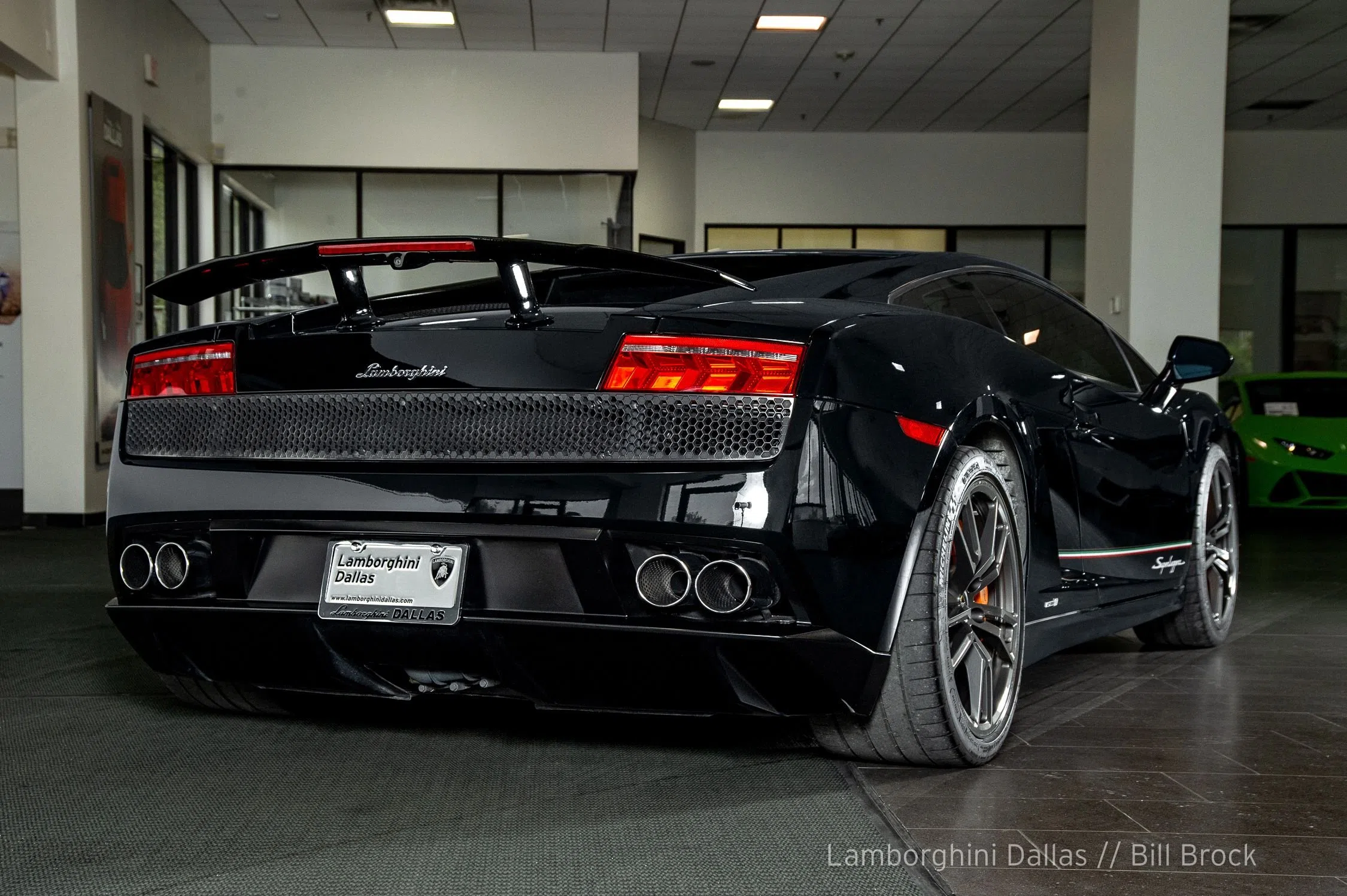 2012 Lamborghini Gallardo LP550-2 for sale, exterior, Nero Noctis