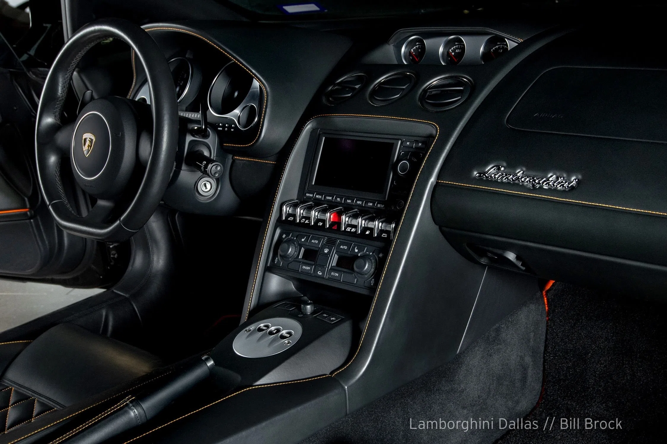 2012 Lamborghini Gallardo LP550-2 interior, dashboard, Nero Perseus