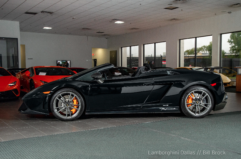 2011 Lamborghini Gallardo LP570-4 Performante Spyder, 2/11