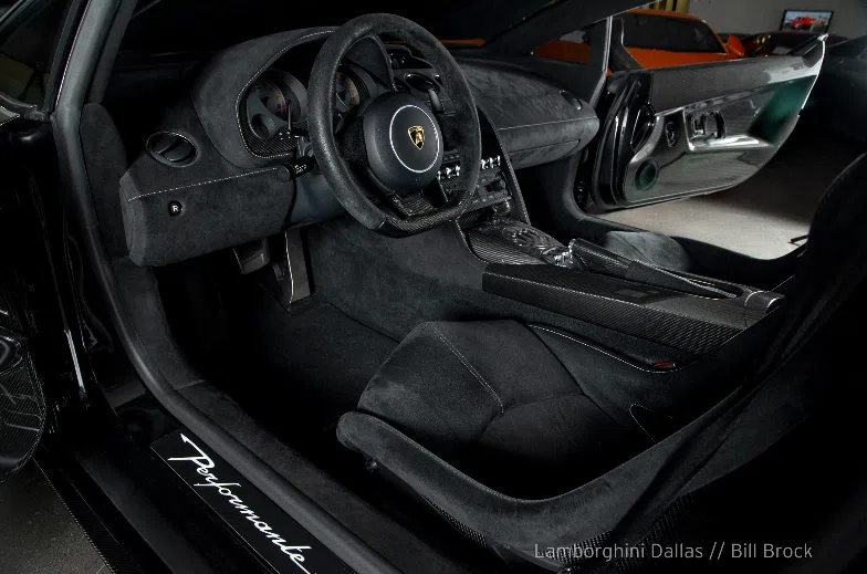 2011 Lamborghini Gallardo LP570-4 Performante Spyder interior, dashboard, Alcantara