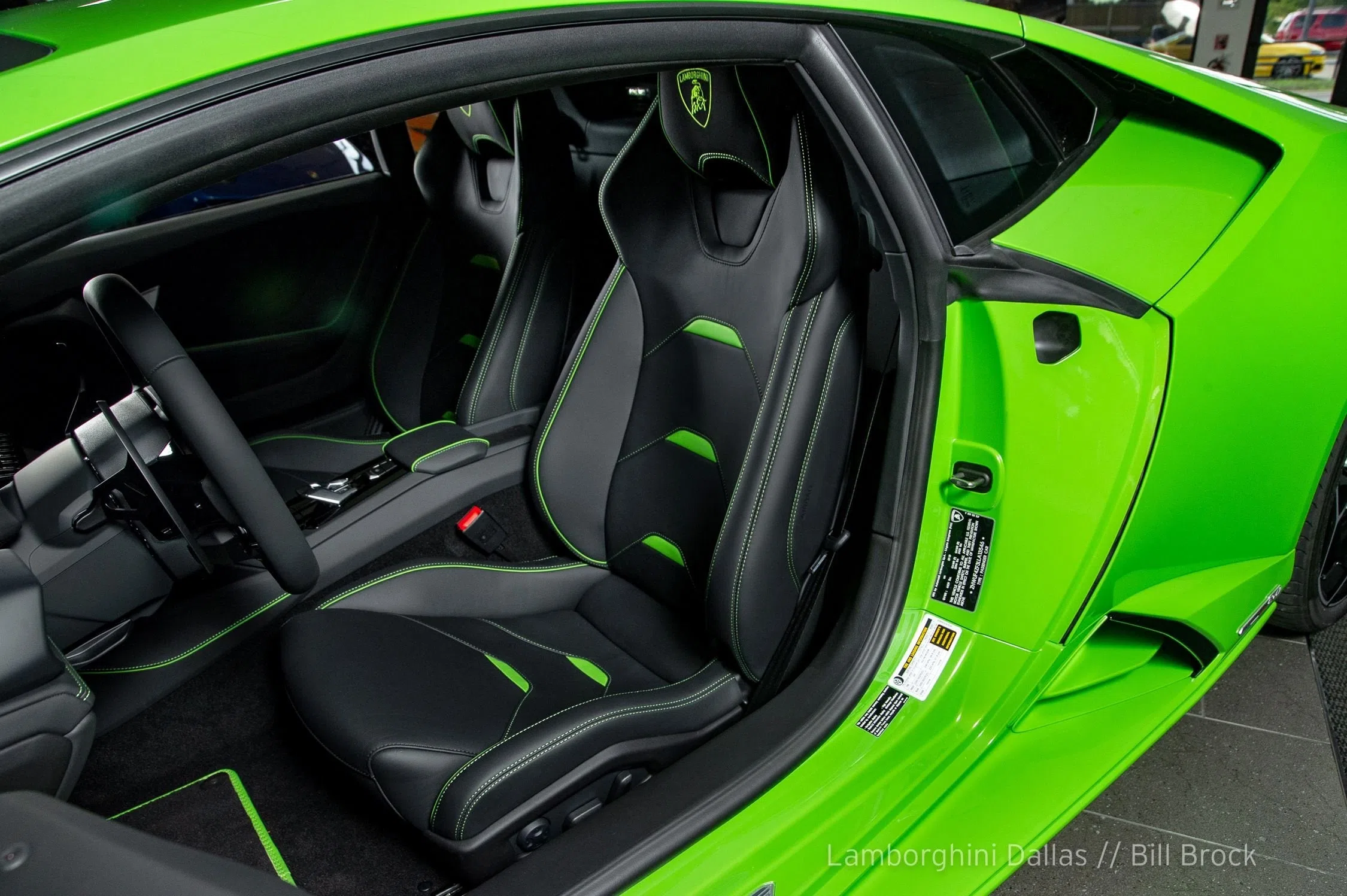 2020 Lamborghini Huracan EVO Coupe interior, seats, Nero Ade