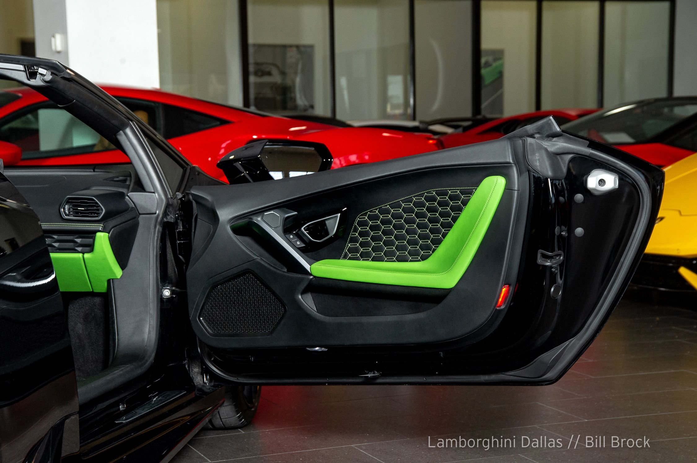 2018 Lamborghini Huracan LP580-2 Spyder, 7/20
