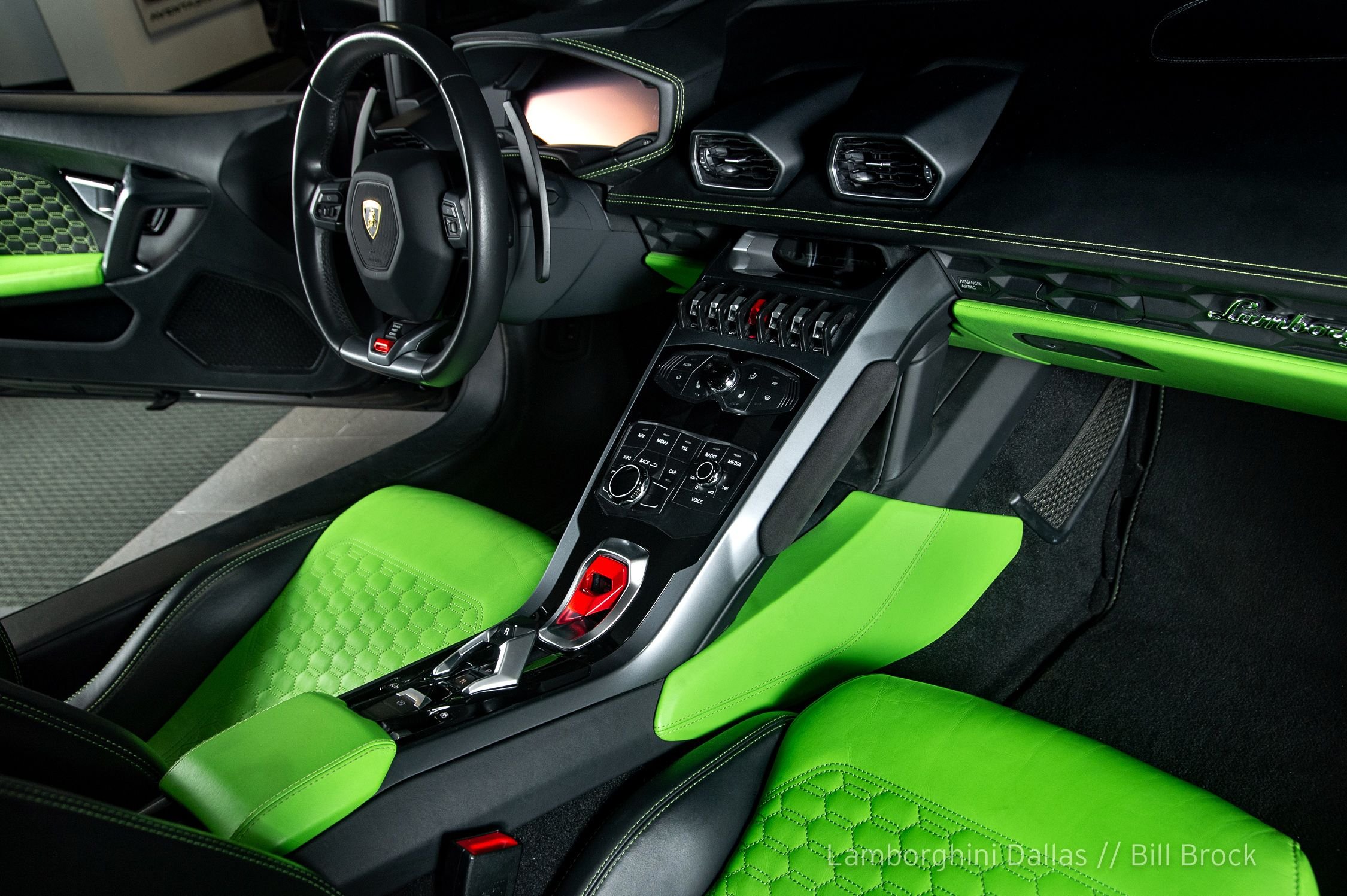 2018 Lamborghini Huracan LP580-2 Spyder, 8/20