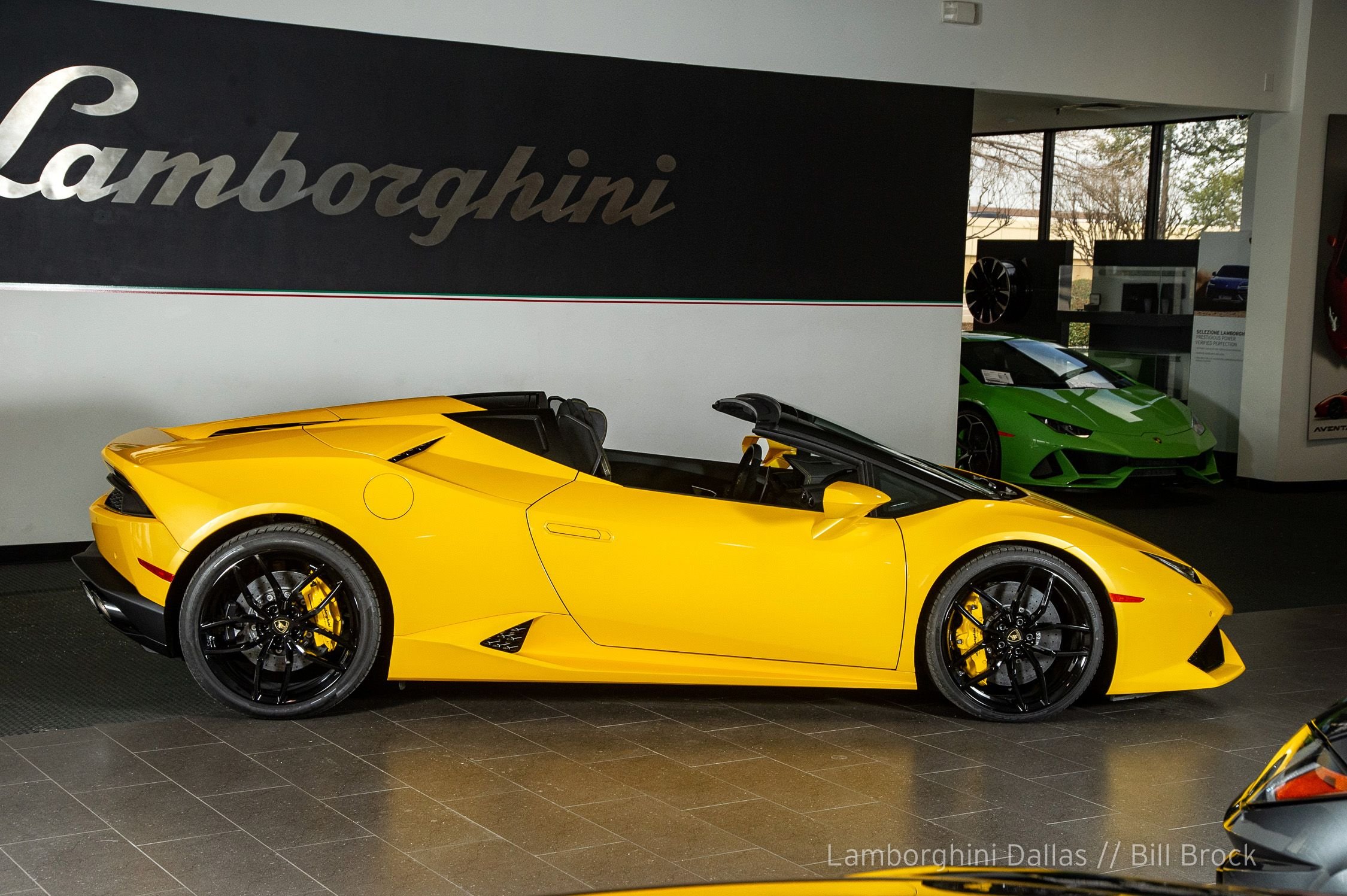 2019 Lamborghini Huracan LP610-4 Spyder, 6/20