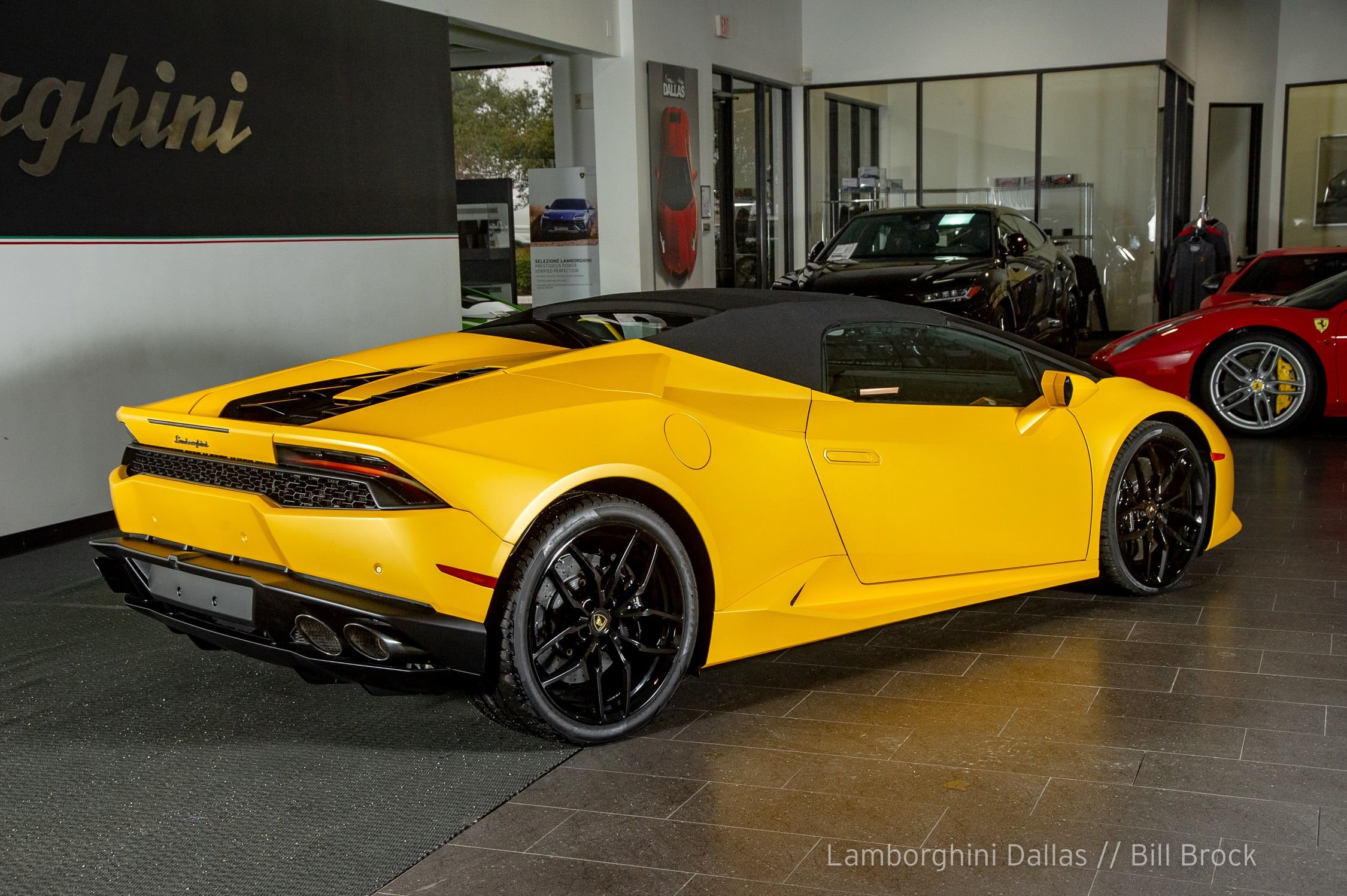 2016 Lamborghini Huracan LP610-4 Spyder, 17/19