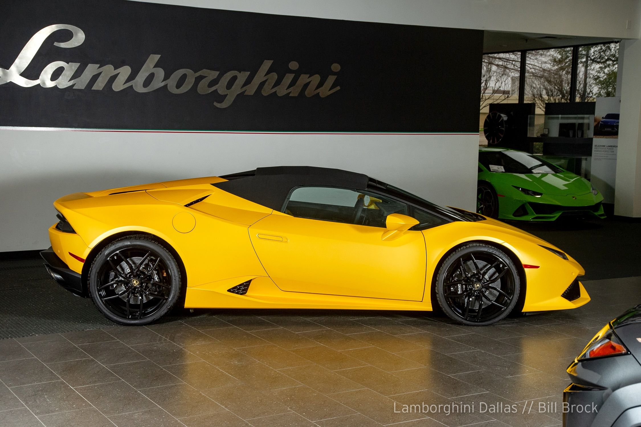 2016 Lamborghini Huracan LP610-4 Spyder, 18/19