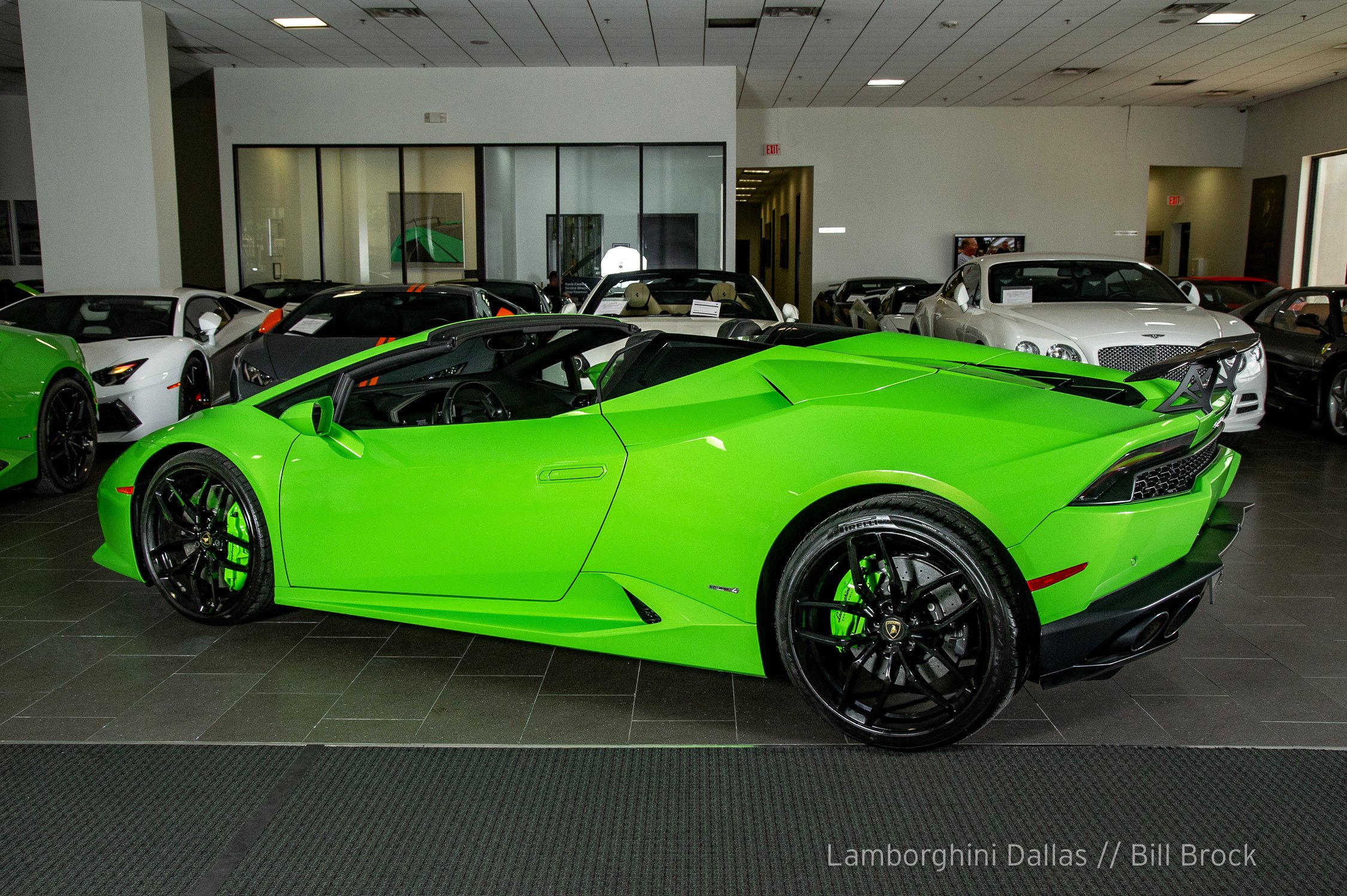 2017 Lamborghini Huracan LP610-4 Spyder Spyder, 5/20