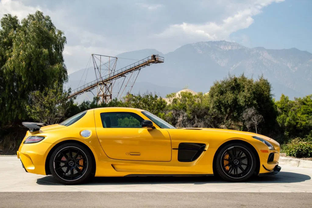 2014 Mercedes-Benz SLS AMG Black Series, exterior, AMG Solarbeam Yellow