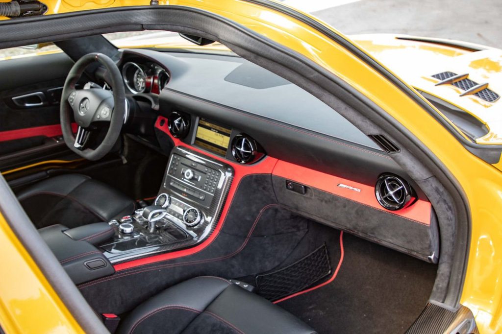 2014 Mercedes-Benz SLS AMG Black Series, 34/40