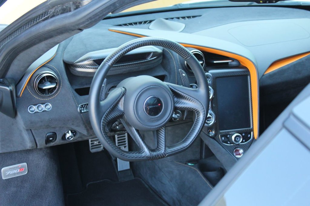 2018 McLaren 720S, 13/20