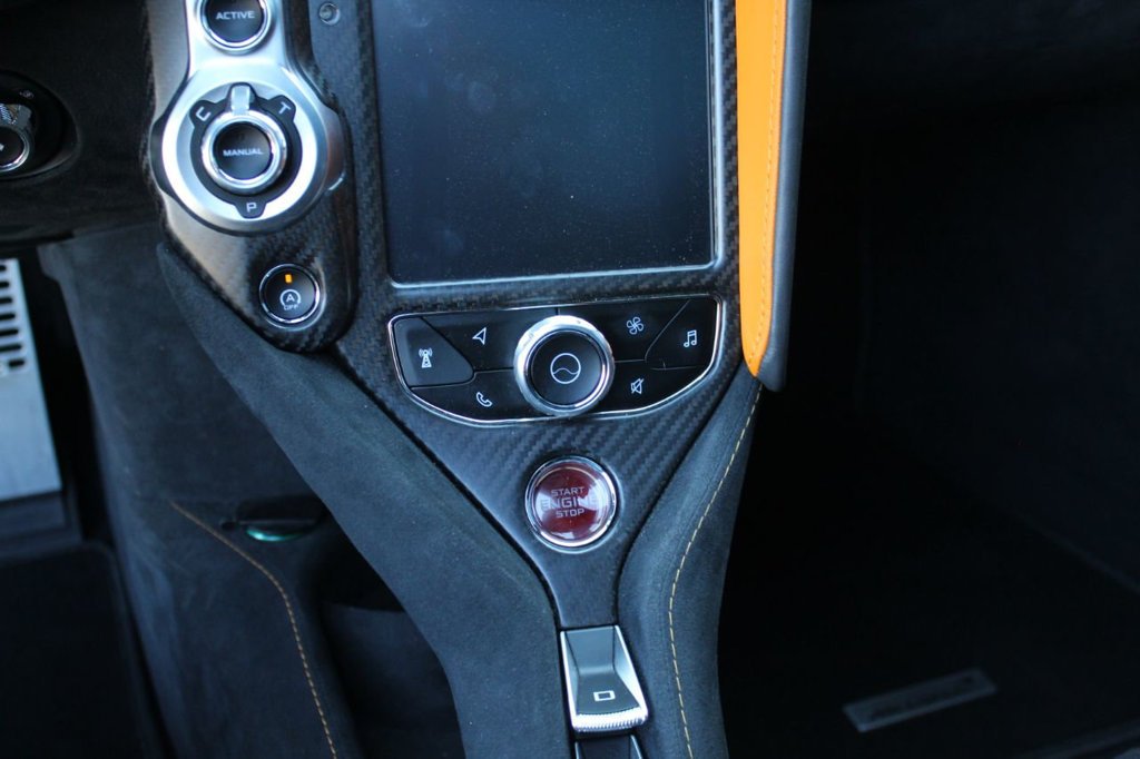 2018 McLaren 720S, 15/20