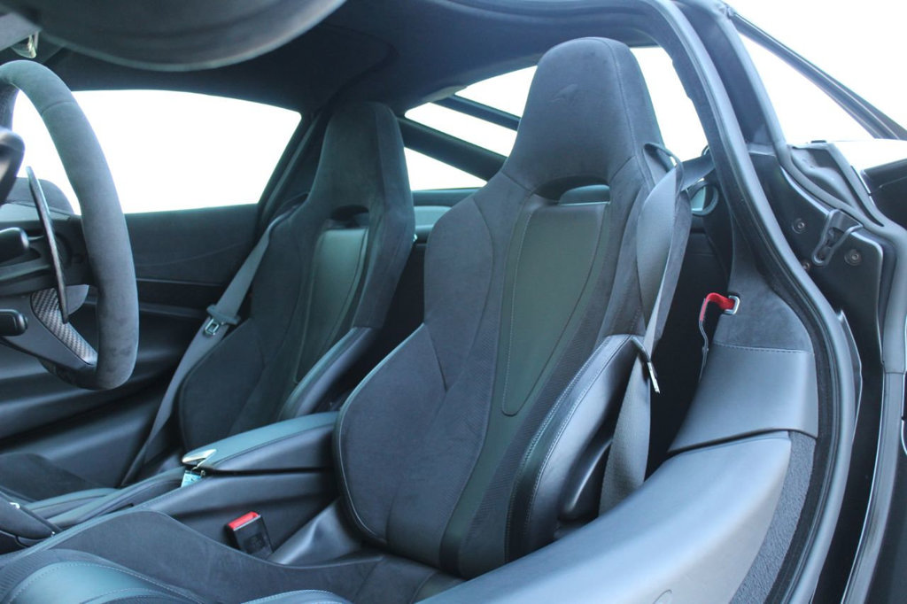 2018 McLaren 720S, 6/20
