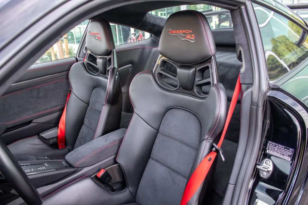 2018 Porsche 911 GT2 RS Coupe interior, seats, Leather Black