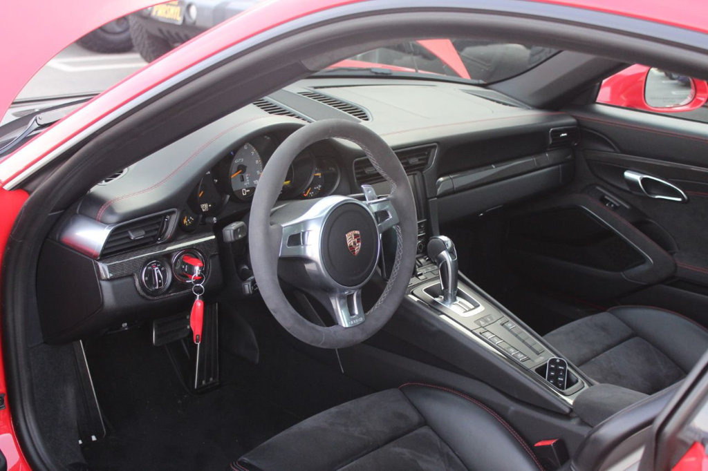 2014 Porsche 911 2dr Coupe GT3, 3/20