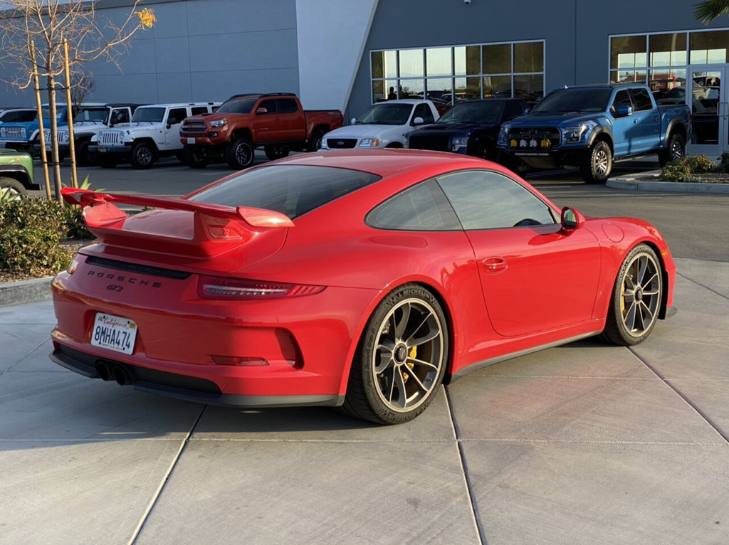 2014 Porsche 911 2dr Coupe GT3, 19/20