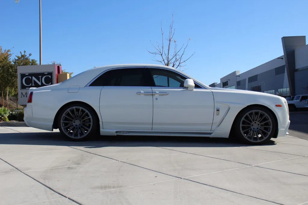 2013 Rolls-Royce Ghost, exterior, White