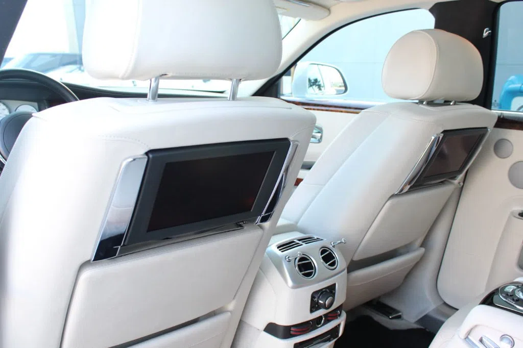 2013 Rolls-Royce Ghost interior, seats, Creme Leather