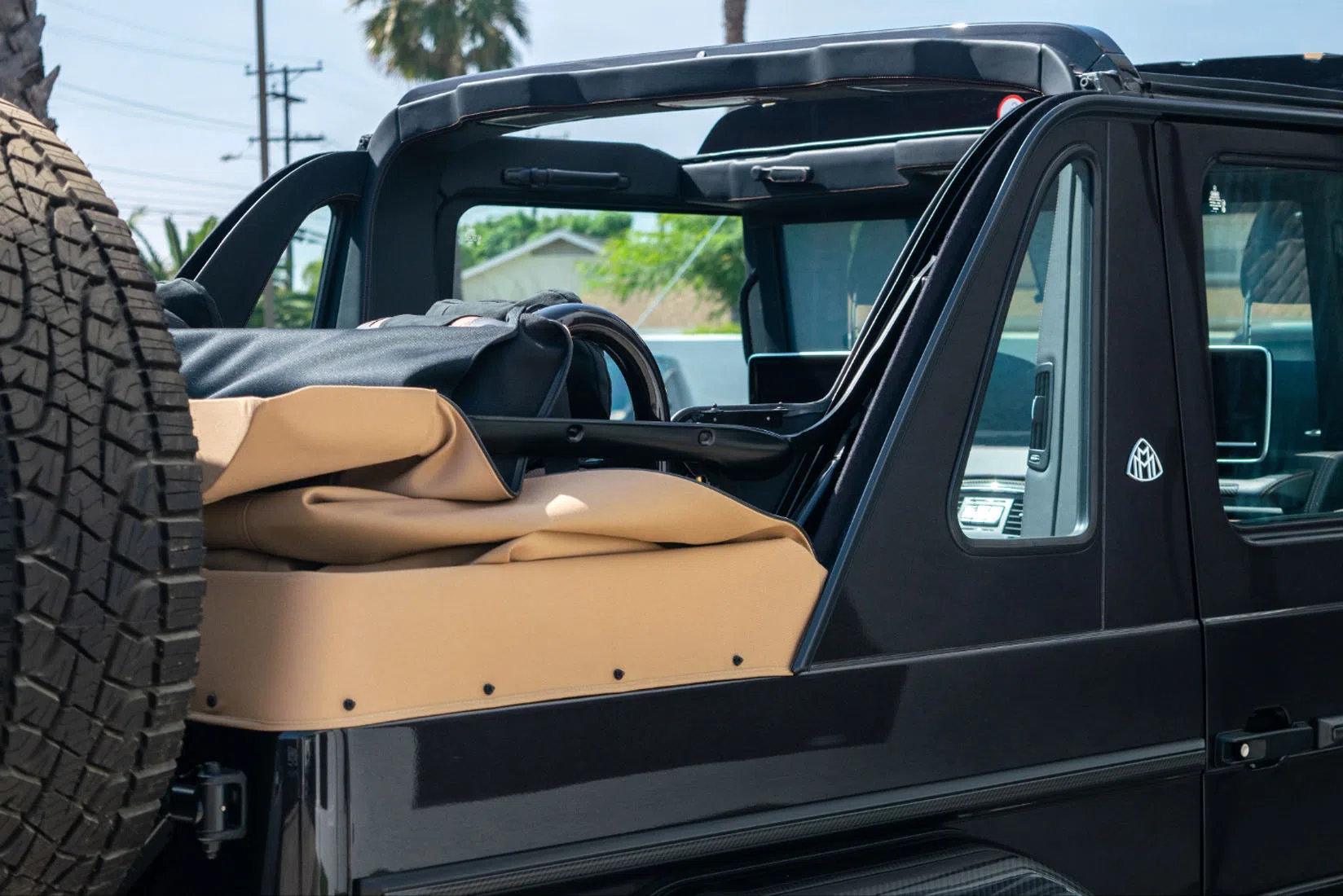 2018 Mercedes-Maybach G 650 Landaulet for sale, exterior, designo Mokkaschwarz Metallic