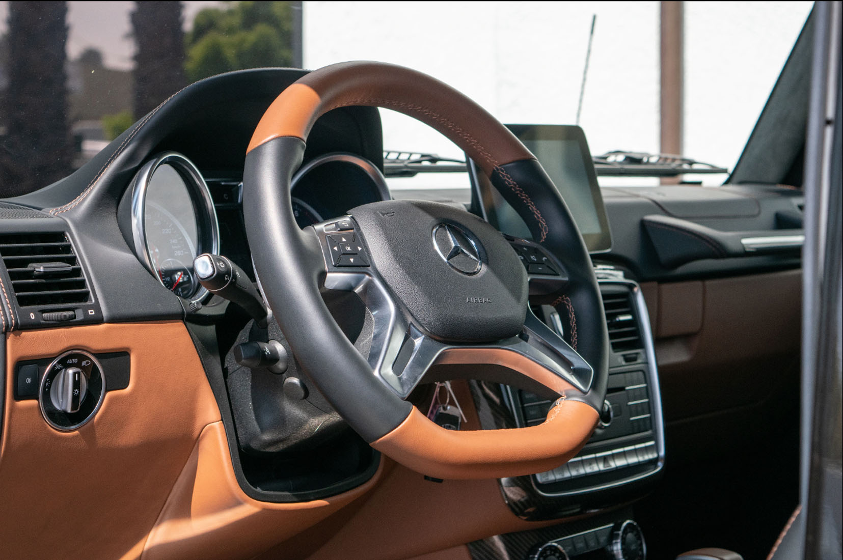 2018 MERCEDES-MAYBACH G 650 LANDAULET, 5/13
