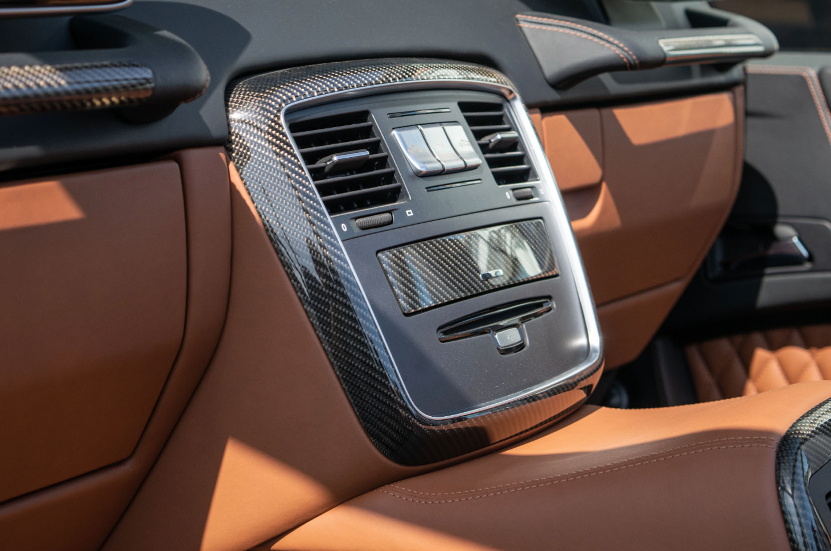 2018 MERCEDES-MAYBACH G 650 LANDAULET, 10/13