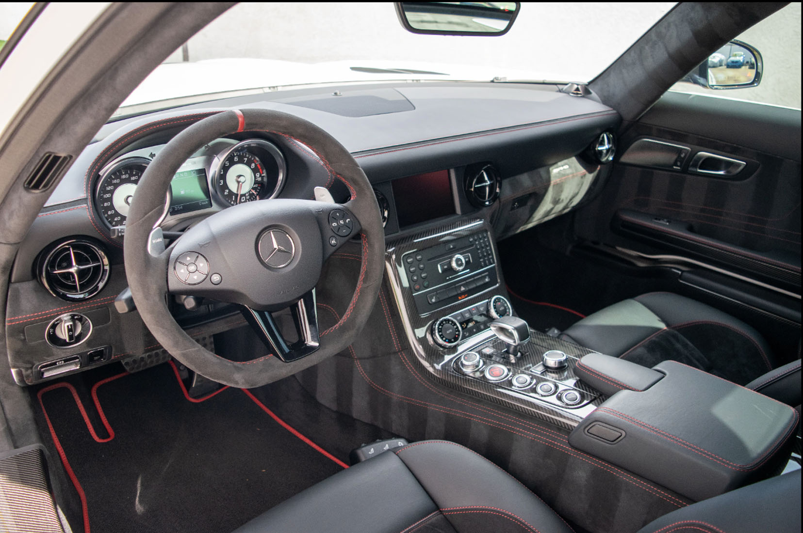 2015 Mercedes-Benz SLS AMG Black Series, 7/14