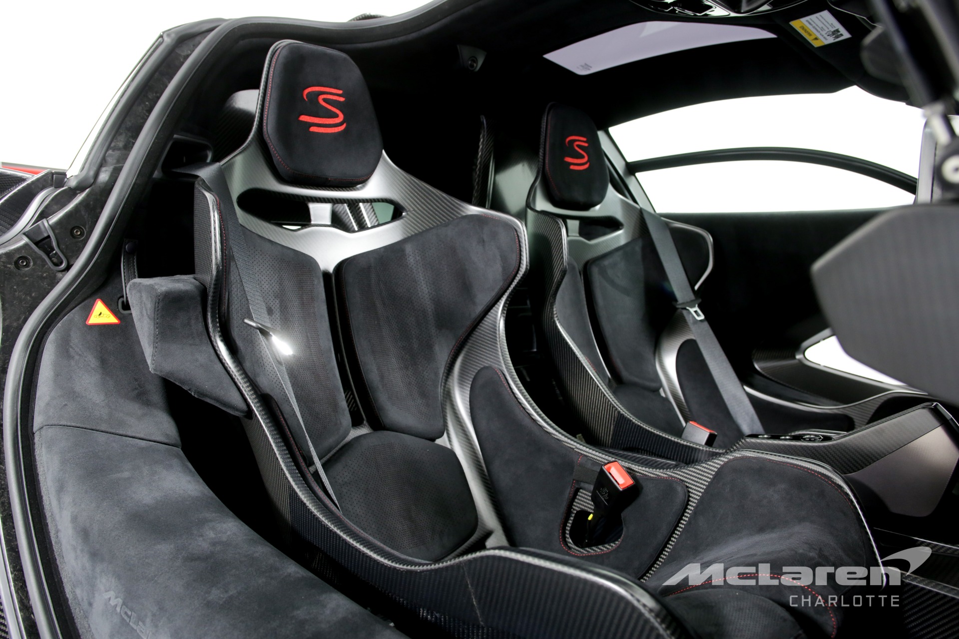 2019 McLaren Senna – 1 of 500, 16/20