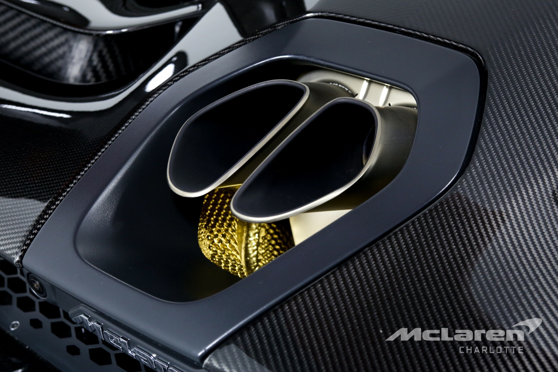 2019 McLaren Senna – 1 of 500, 19/20