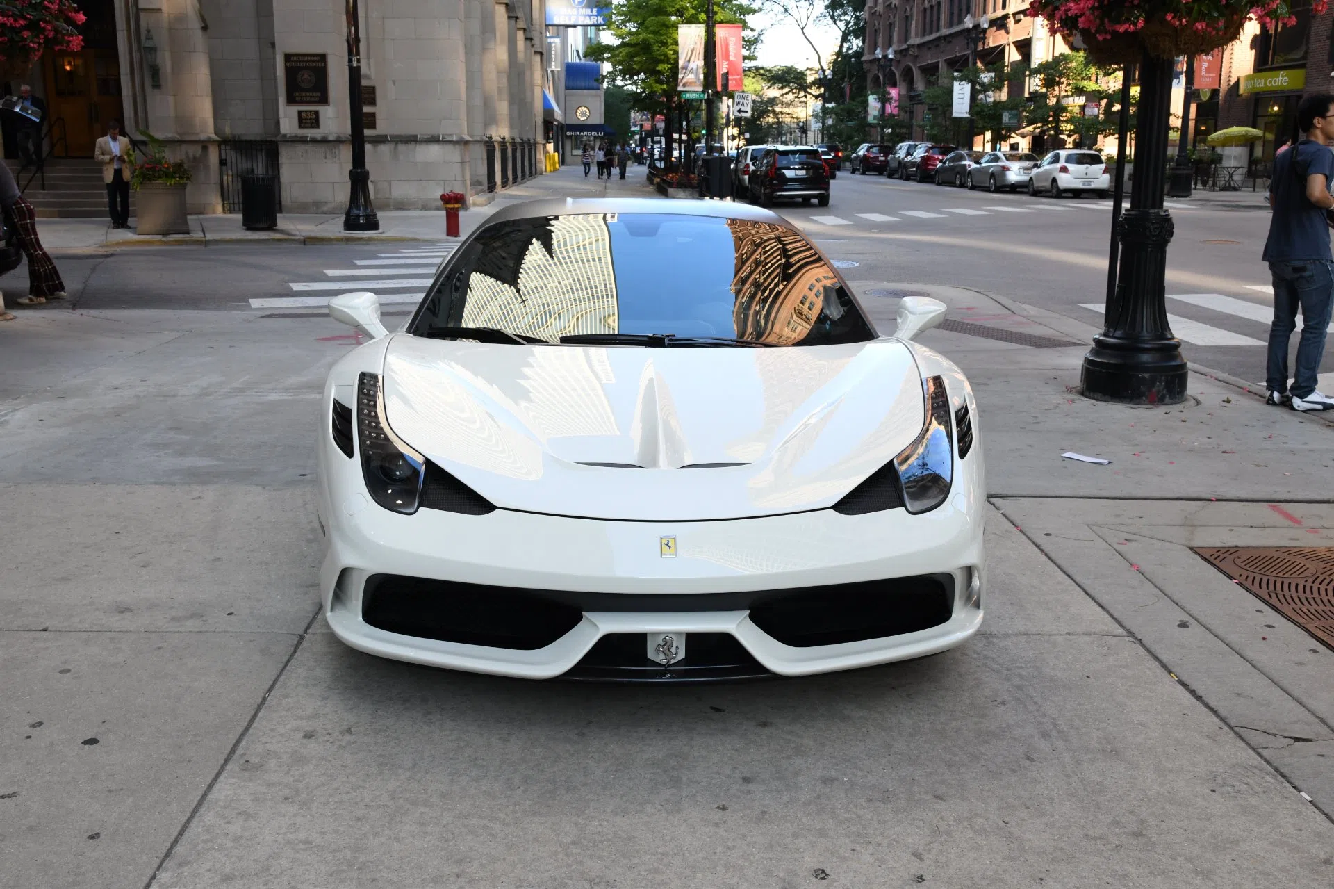 2015 Ferrari 458 Speciale for sale, exterior, Bianco Avus