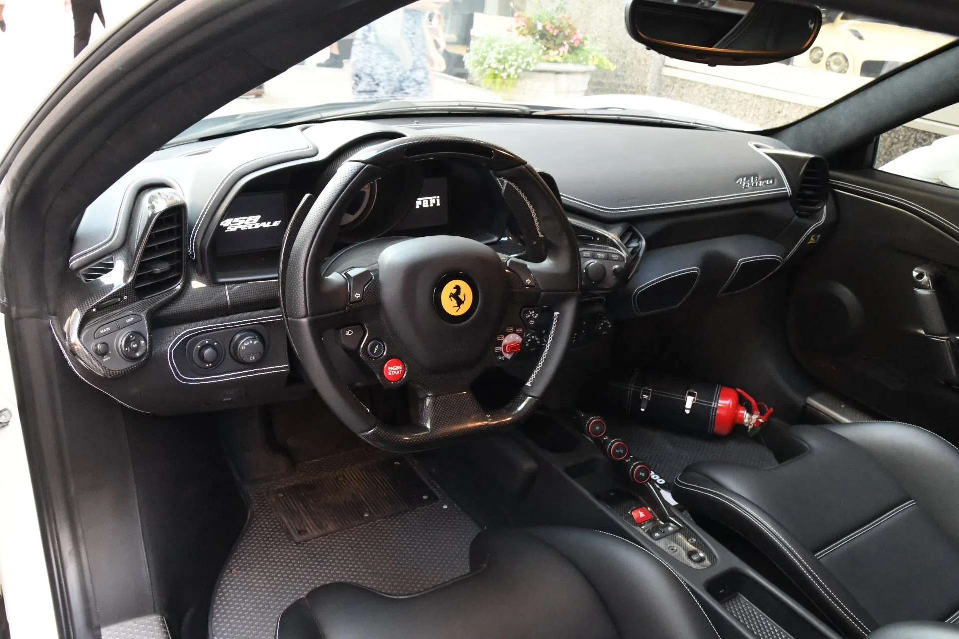 2015 Ferrari 458 Speciale interior, dashboard, NERO