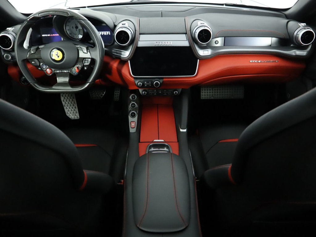 2019 Ferrari GTC4Lusso T, 10/20