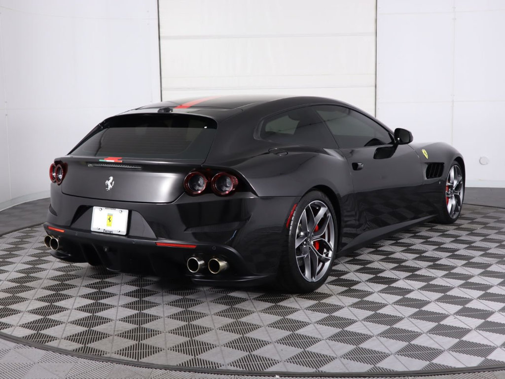 2019 Ferrari GTC4Lusso T, 20/20