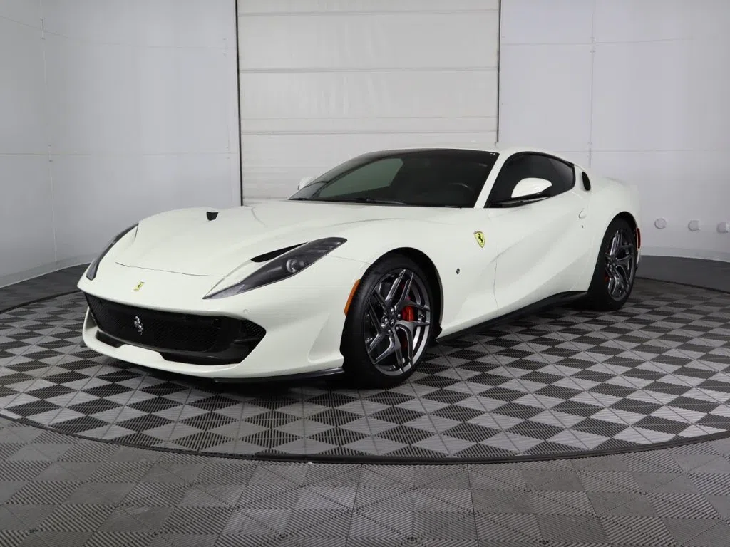 2019 Ferrari 812 Superfast