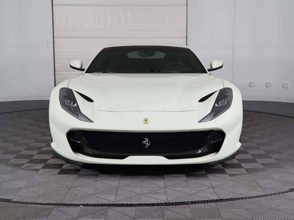 2019 Ferrari 812 Superfast, 2/19