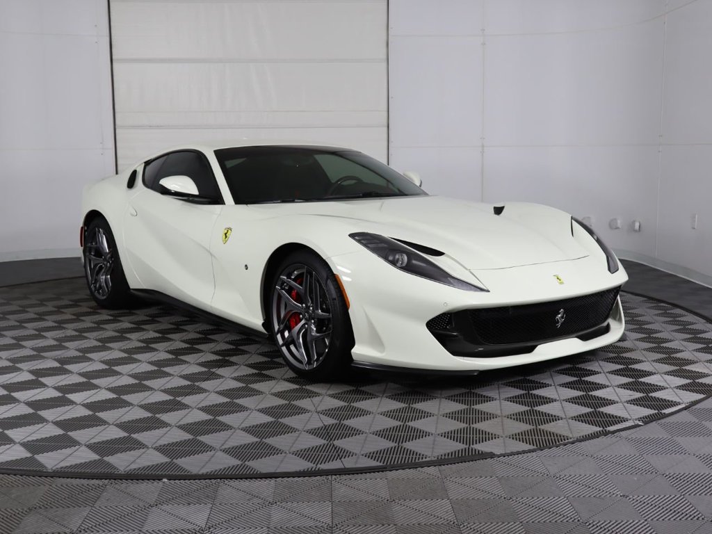 2019 Ferrari 812 Superfast, 6/19