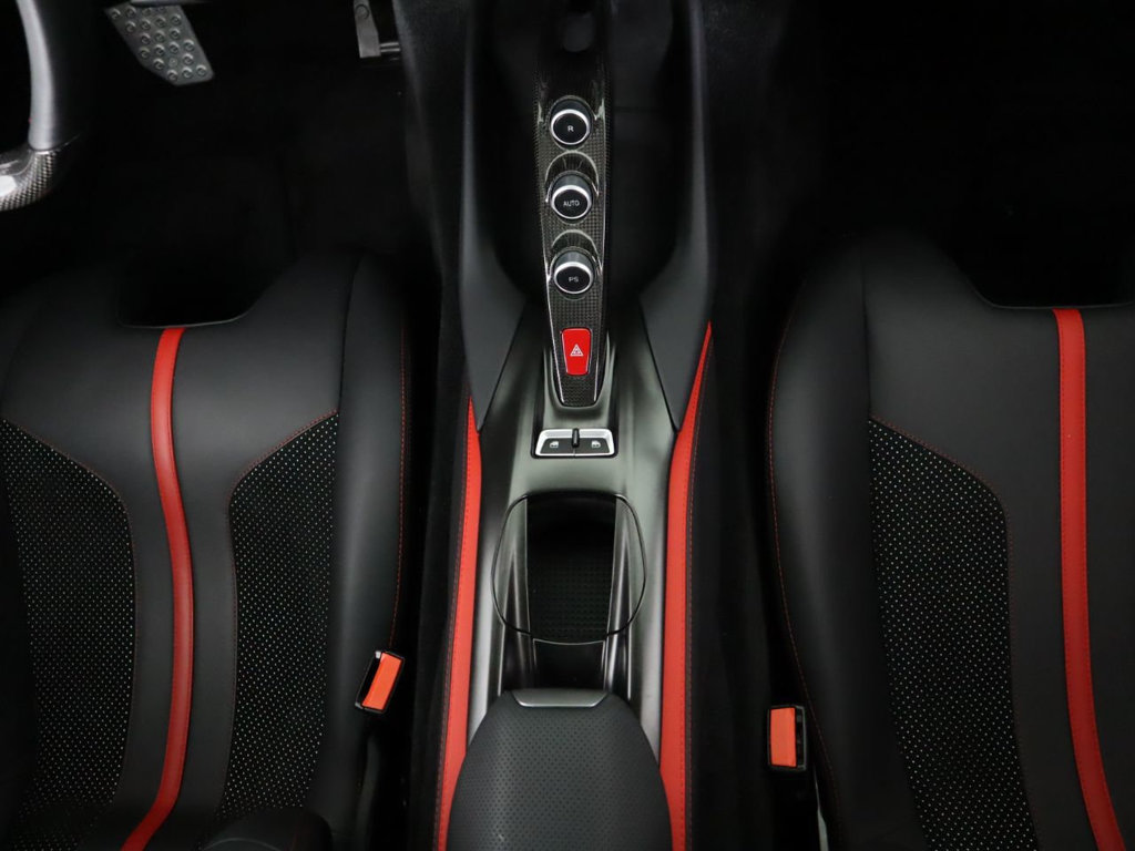 2019 Ferrari 812 Superfast, 12/19