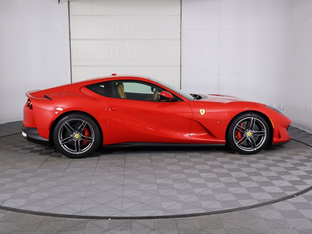 2018 Ferrari 812 Superfast, 6/18