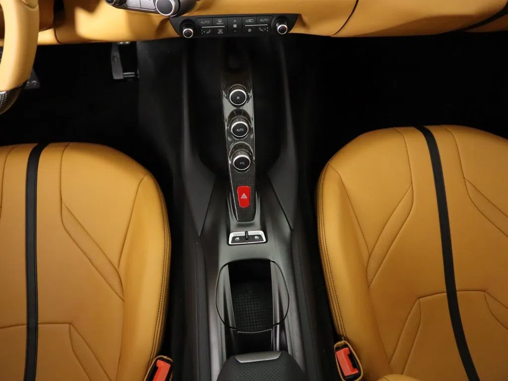 2018 Ferrari 812 Superfast interior, Beige Tradizione Leather