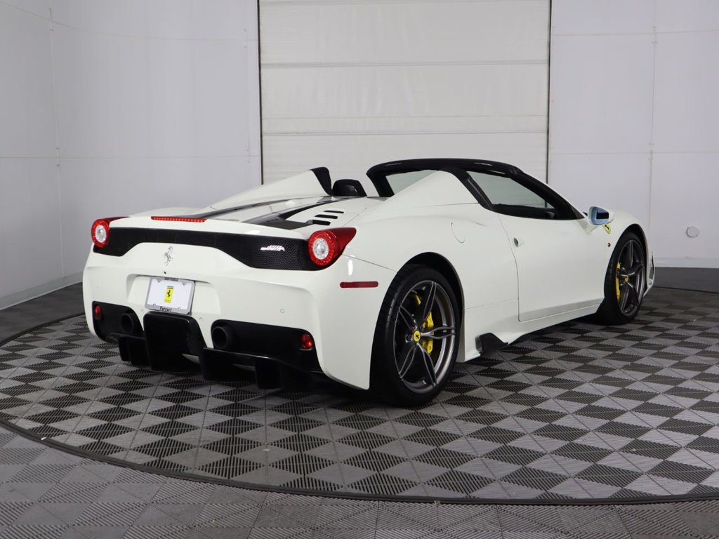 2015 Ferrari 458 Speciale Aperta, 8/20