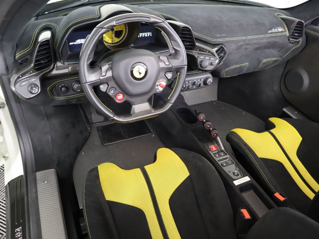 2015 Ferrari 458 Speciale Aperta, 18/20