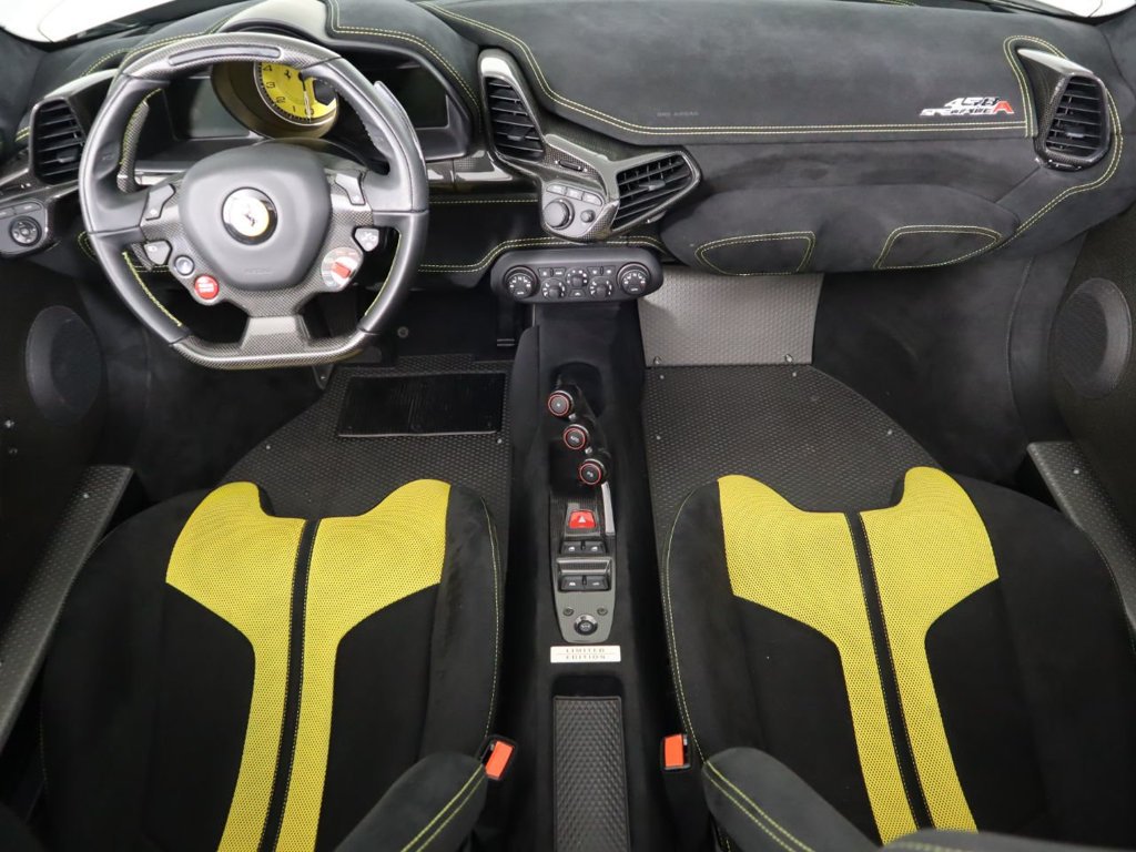 2015 Ferrari 458 Speciale Aperta, 19/20