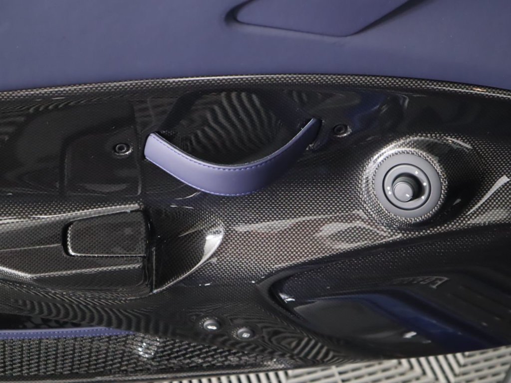 2019 Ferrari 488 Pista, 18/20