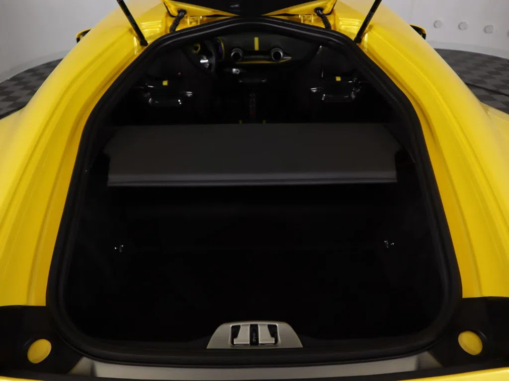 2019 Ferrari 812 Superfast trunk