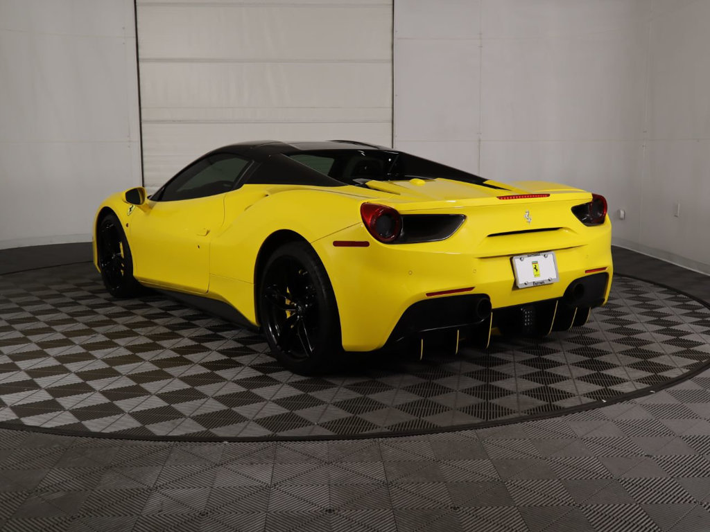 2018 Ferrari 488 Spider, 20/20