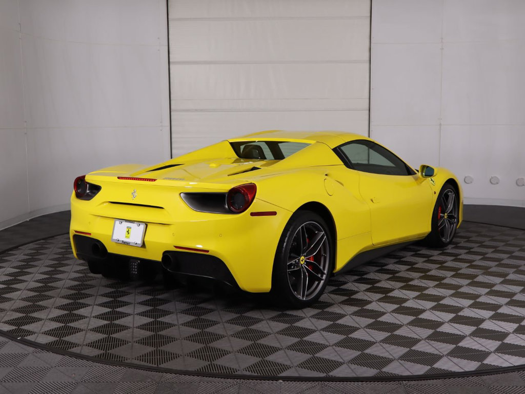 2017 Ferrari 488 Spider, 14/20