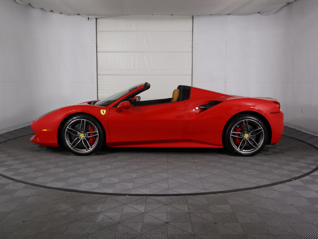 2016 Ferrari 488 Spider, 11/20