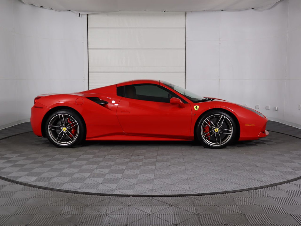 2016 Ferrari 488 Spider, 17/20