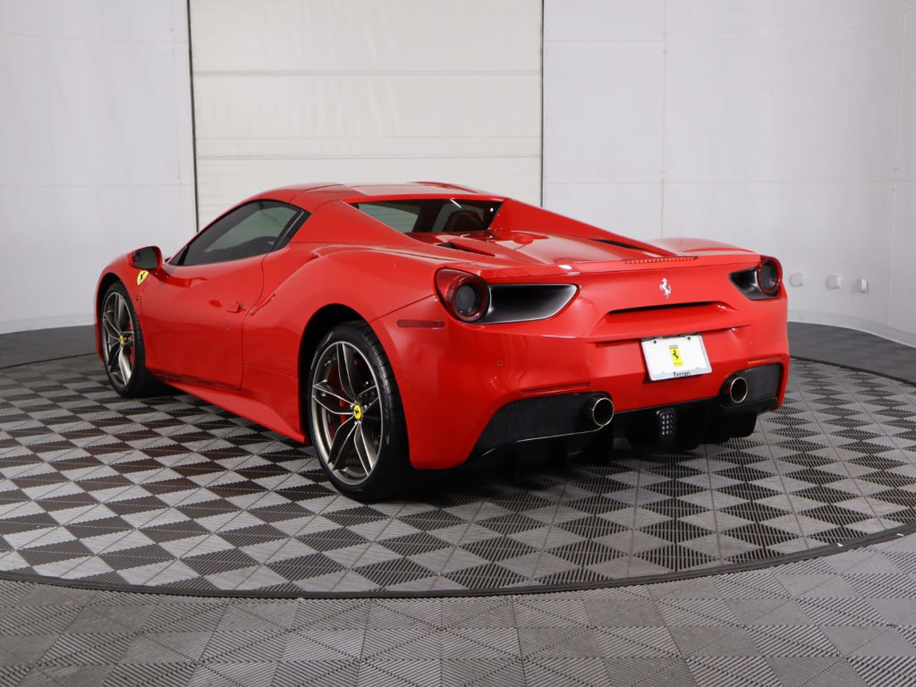 2016 Ferrari 488 Spider, 19/20